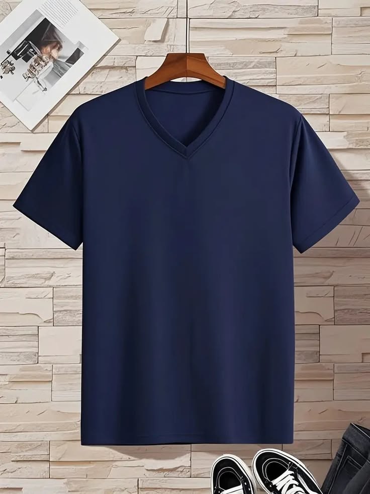 Stefan _ Herren Slim-Fit V-Ausschnitt Kurzarm T-Shirt - Grün _ M